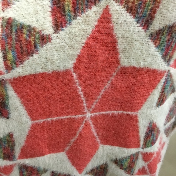 Star pattern soft knitted cape poncho One Size - Picture 8 of 11